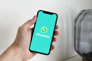 Como ter um chatbot no WhatsApp?