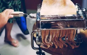 Quer fazer uma massa fresca perfeita? Conheça estes segredos