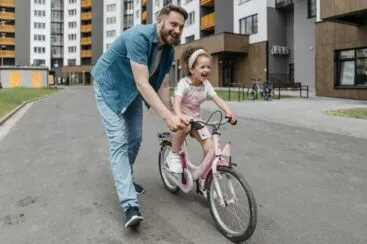 Dicas para incentivar as crianças a andarem de bicicleta