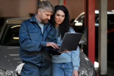 Consulta de placa é alternativa entre motoristas que querem evitar golpes em vendas de usados
